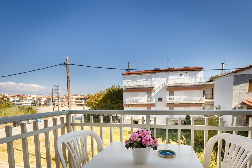Mavridis Studios Flogita Bagian luar foto
