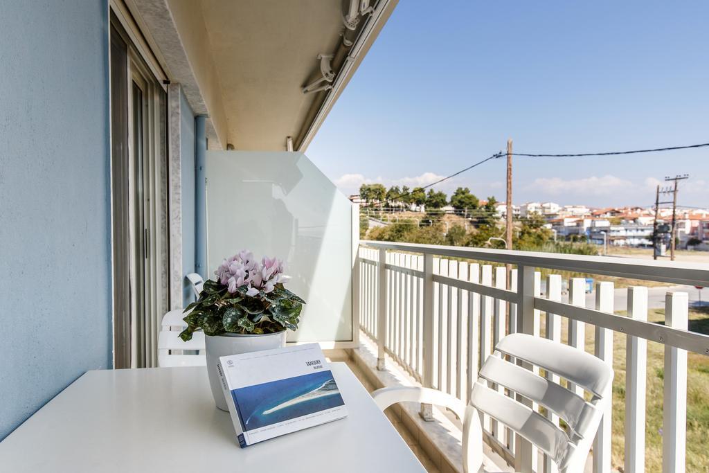 Mavridis Studios Flogita Bagian luar foto